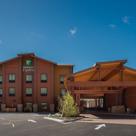 Holiday Inn Express Redwood National Park By Ihg Кламат Екстериор снимка