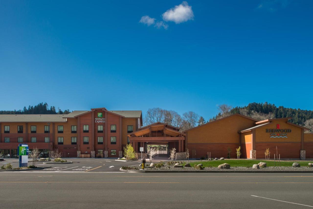 Holiday Inn Express Redwood National Park By Ihg Кламат Екстериор снимка