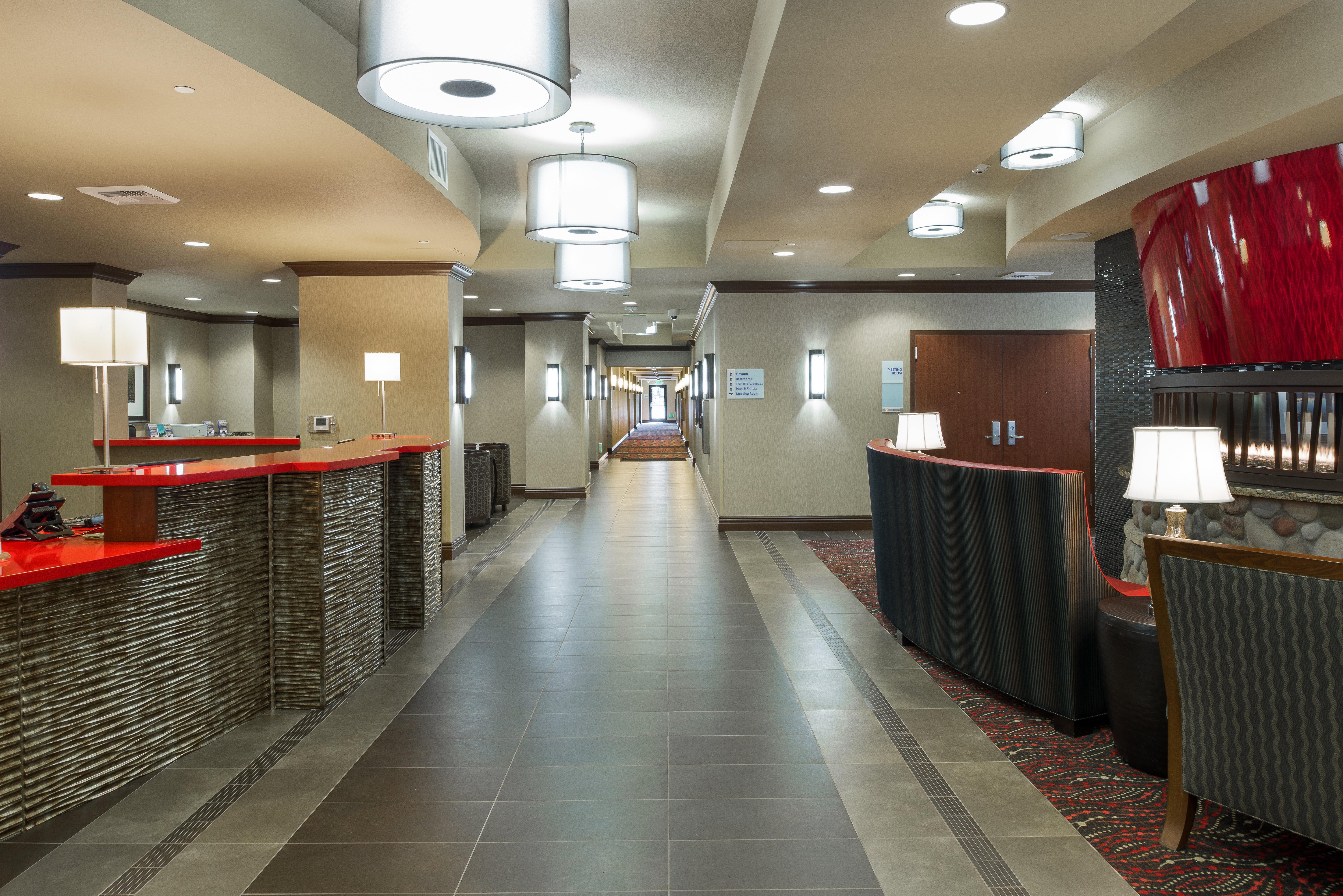 Holiday Inn Express Redwood National Park By Ihg Кламат Екстериор снимка