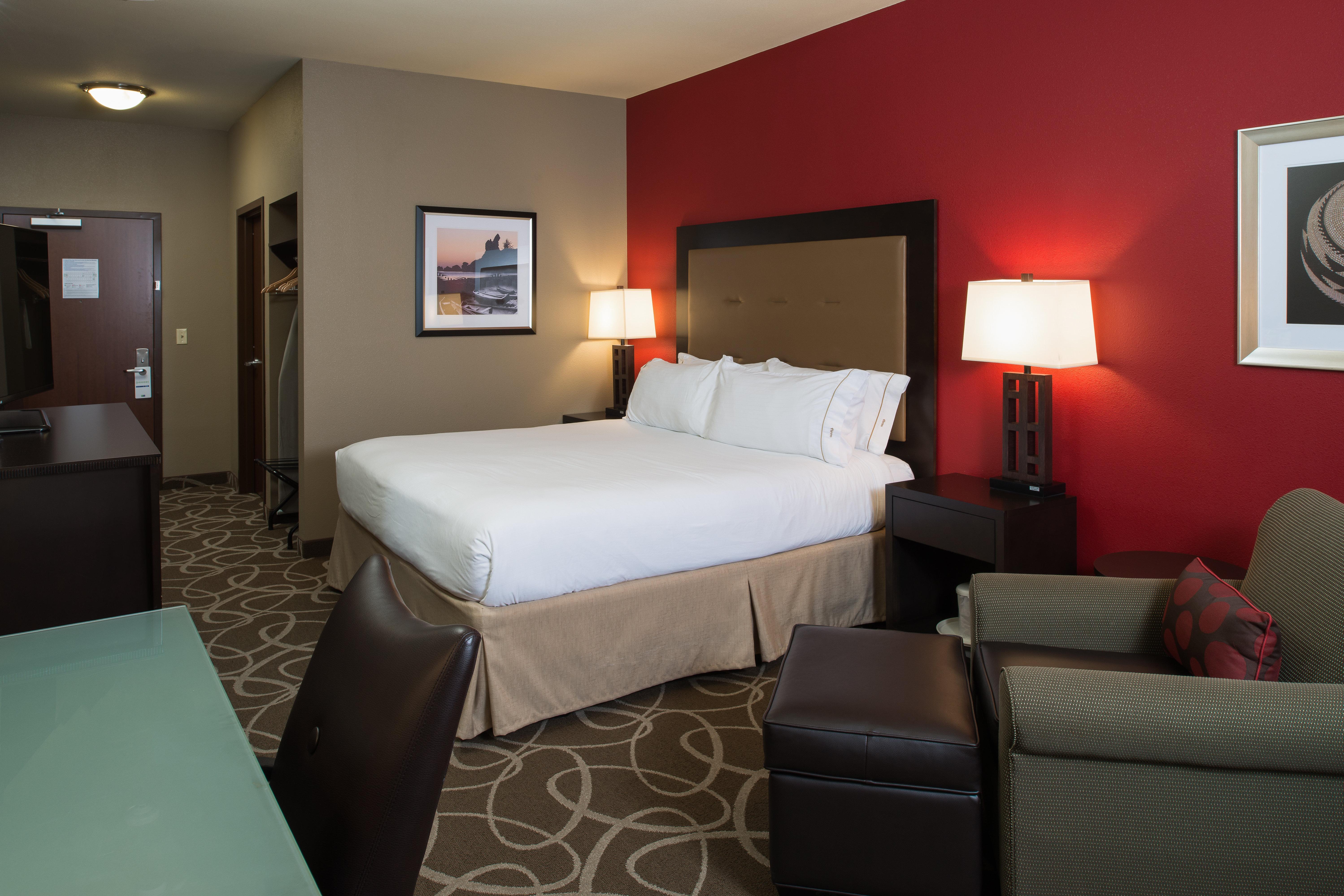 Holiday Inn Express Redwood National Park By Ihg Кламат Екстериор снимка