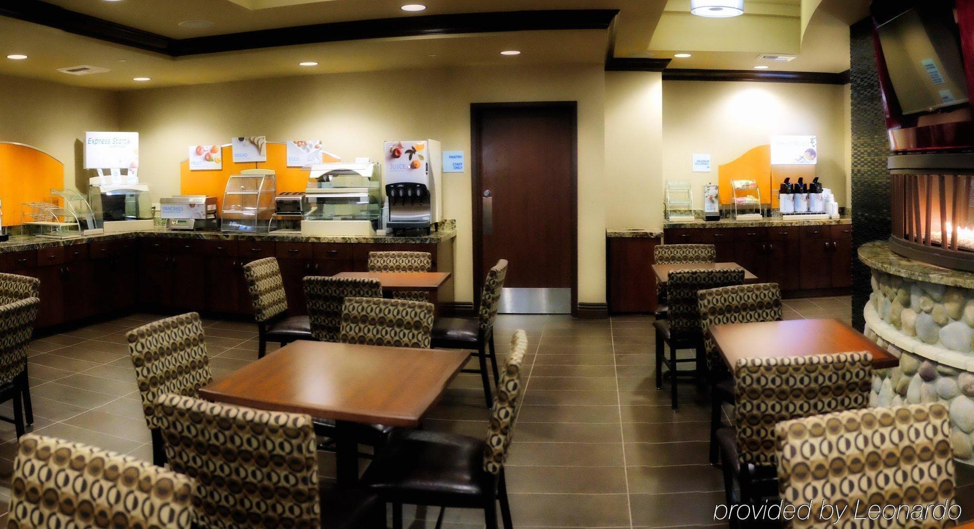 Holiday Inn Express Redwood National Park By Ihg Кламат Екстериор снимка