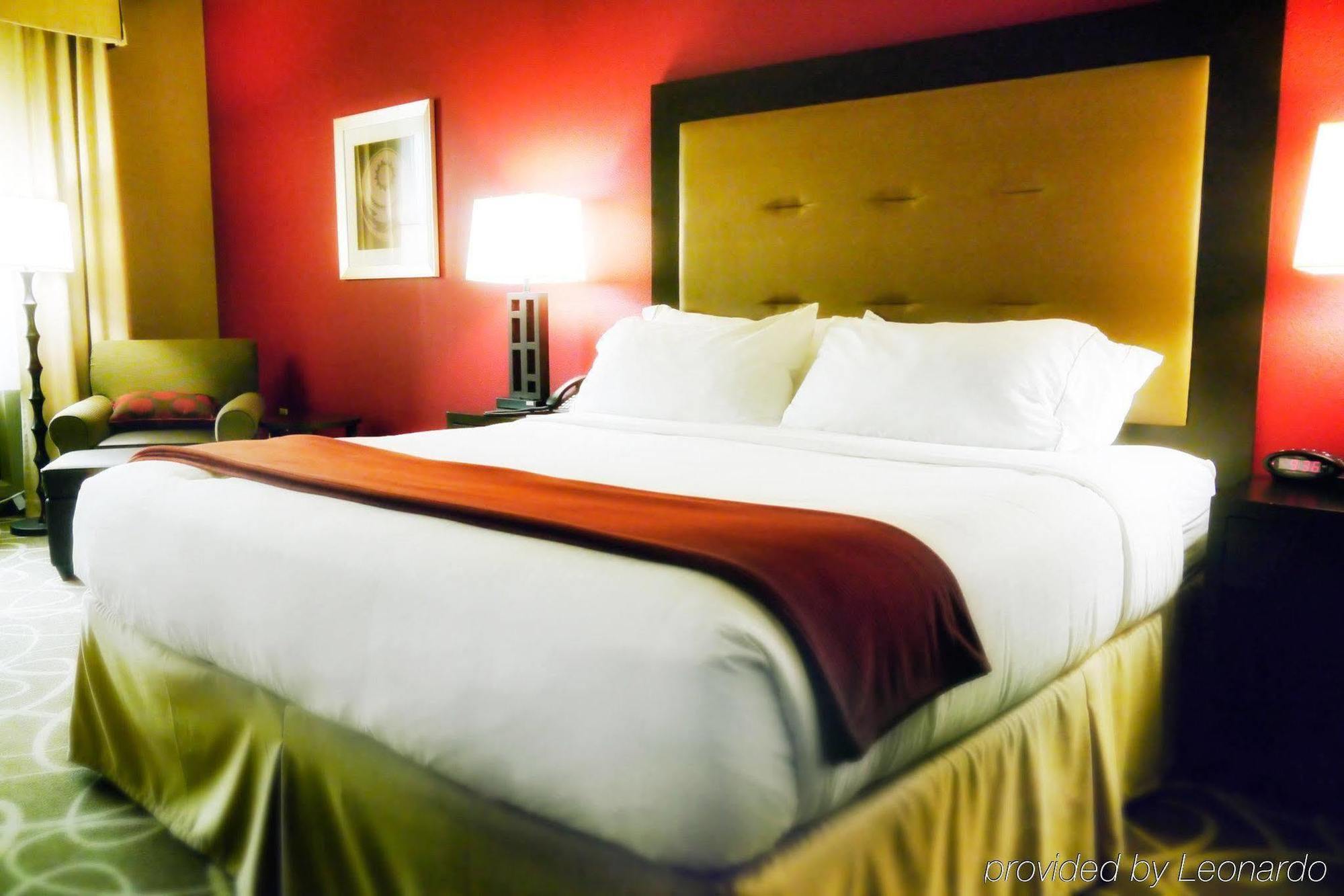 Holiday Inn Express Redwood National Park By Ihg Кламат Екстериор снимка